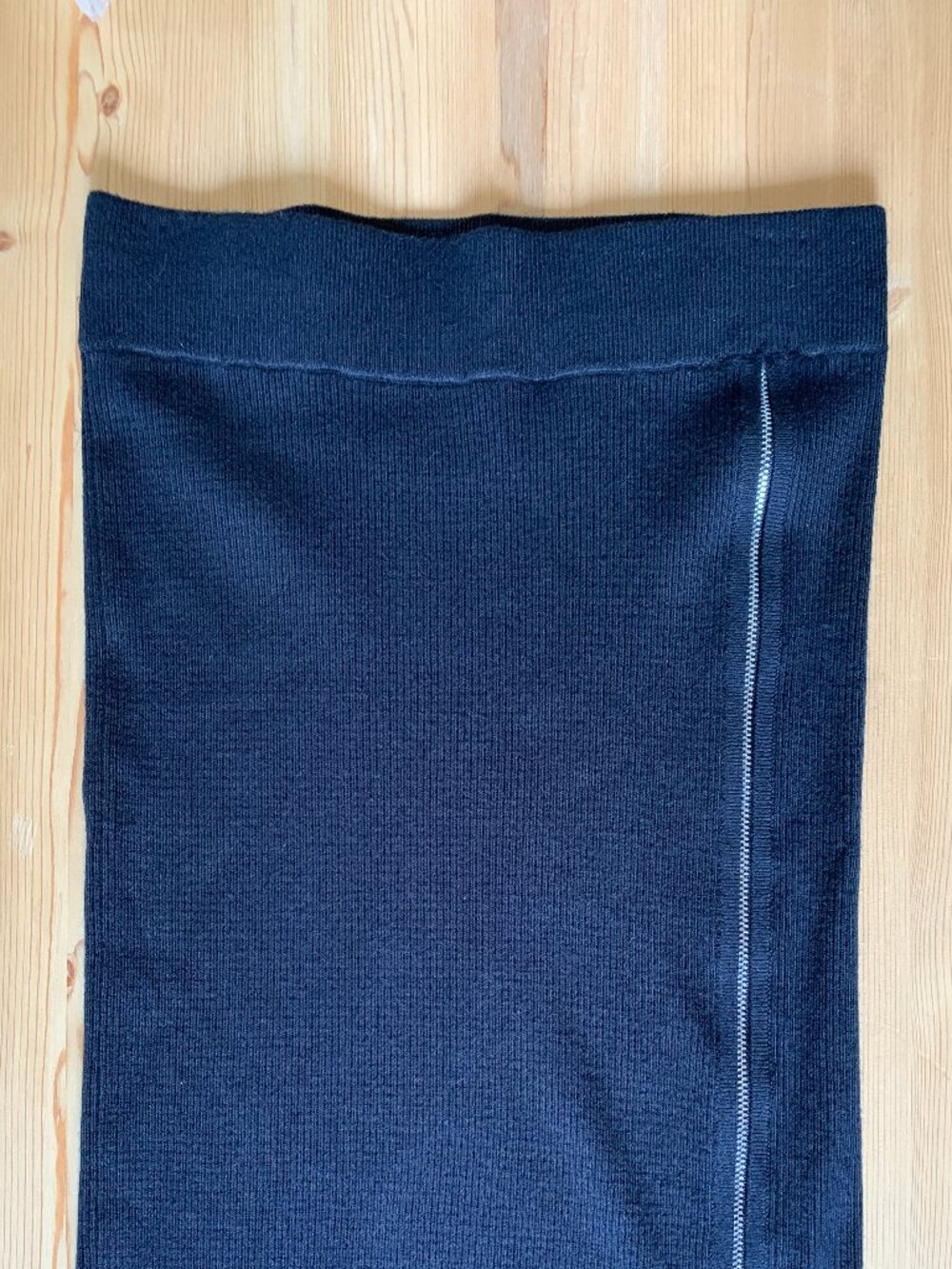 Dynamite Black Ribbed Knit Mini Skirt Size M Side Zip Bodycon Going Out Y2K